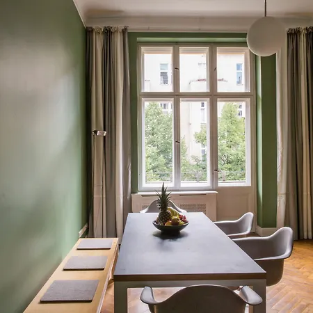 Art Nouveau Am Kurfuerstendamm